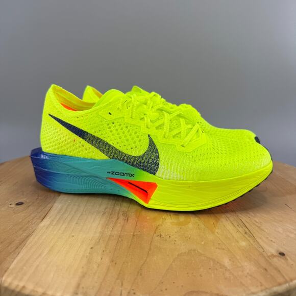 Nike ZoomX VaporFly Next% Womens Size Shoes 'Fast Pack' Volt